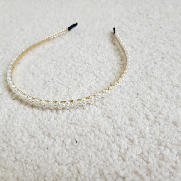 Pearl Headband - Picture 2 of 4